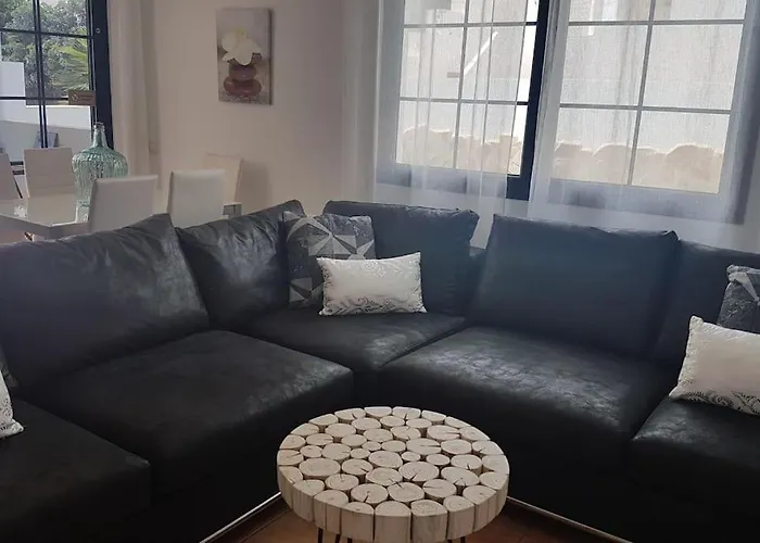 Poppy, Royal Park Village,