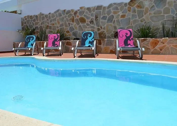 Poppy, Royal Park Village, 度假居 *